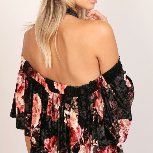 Black Floral Velvet Off The Shoulder Dress - Picture 4 of 6